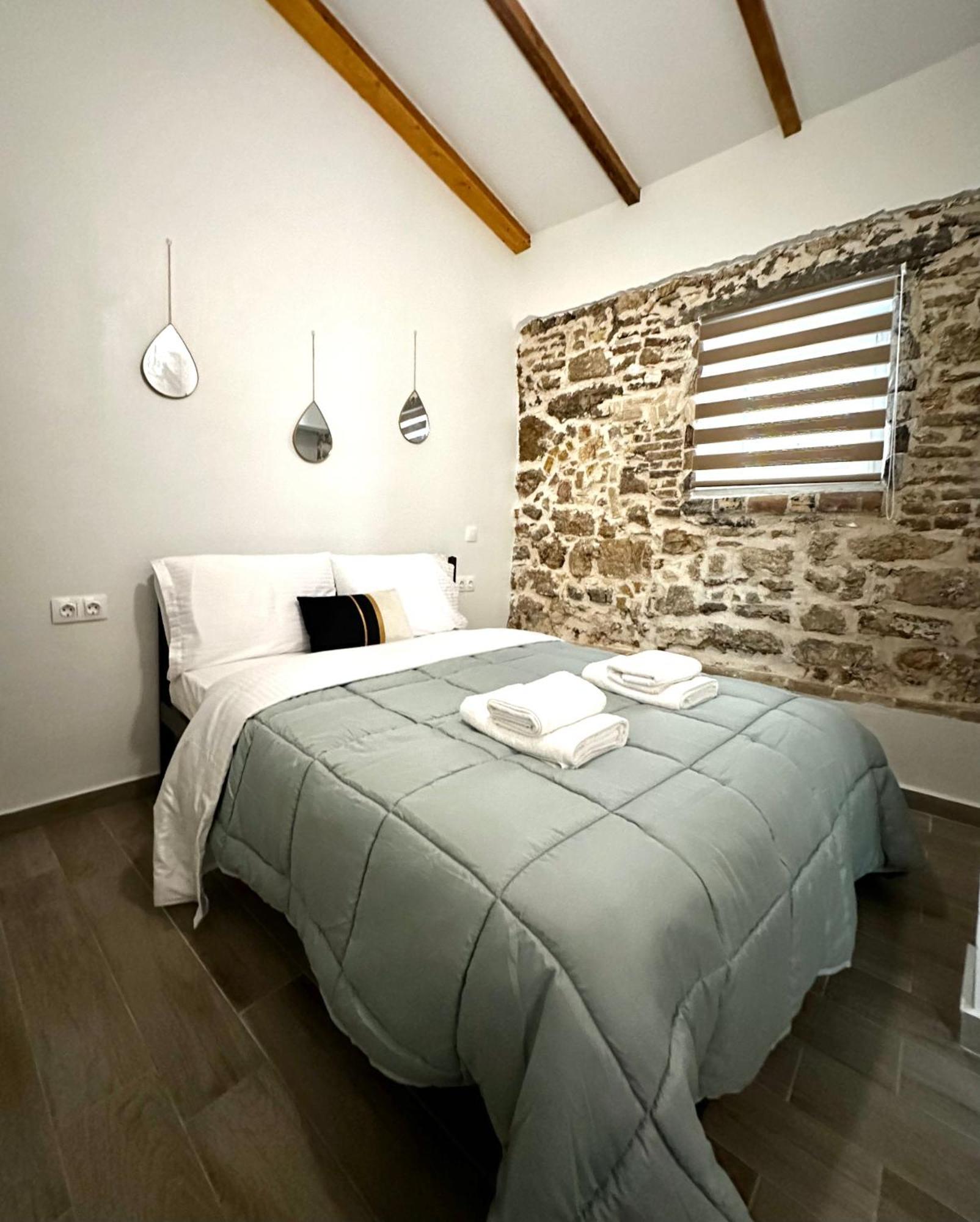 Mitropolis Places Corfu  Exteriör bild